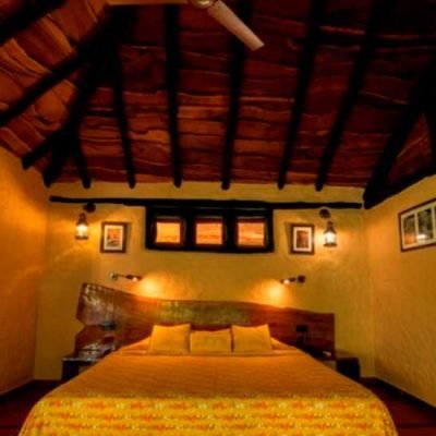 Kanha Earth Lodge 8